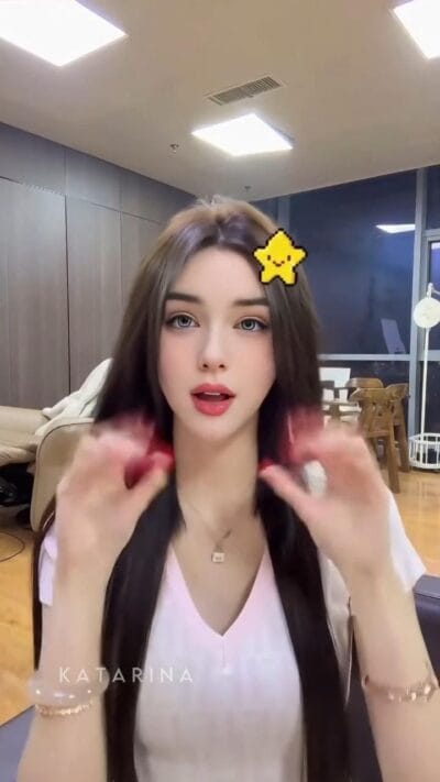 video tante rusia parodi iklan jadul viral